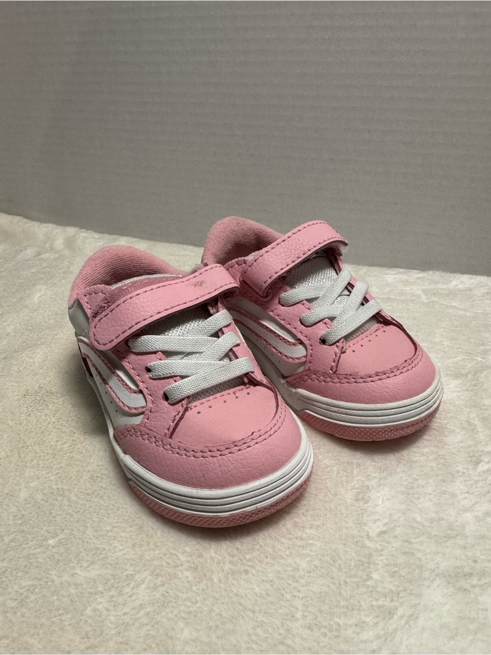 Vans Pink Kids Velcro & Lace Sneakers - Casual Comfort